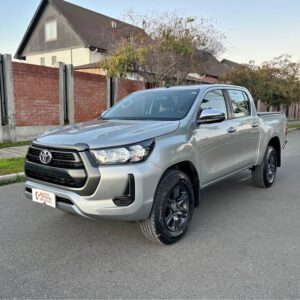 TOYOTA HILUX SR 4x2
