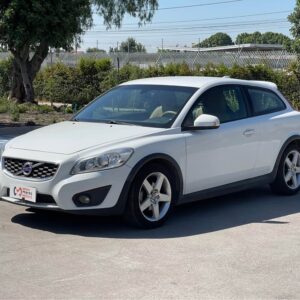 VOLVO C30 2012