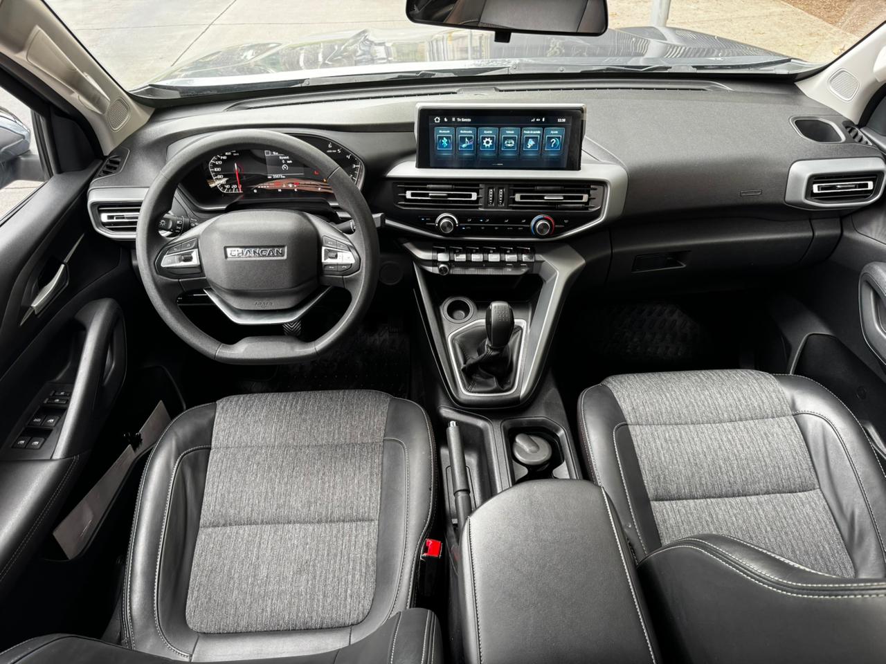 CHANGAN HUNTER LUXURY 2024 - Imagen 12