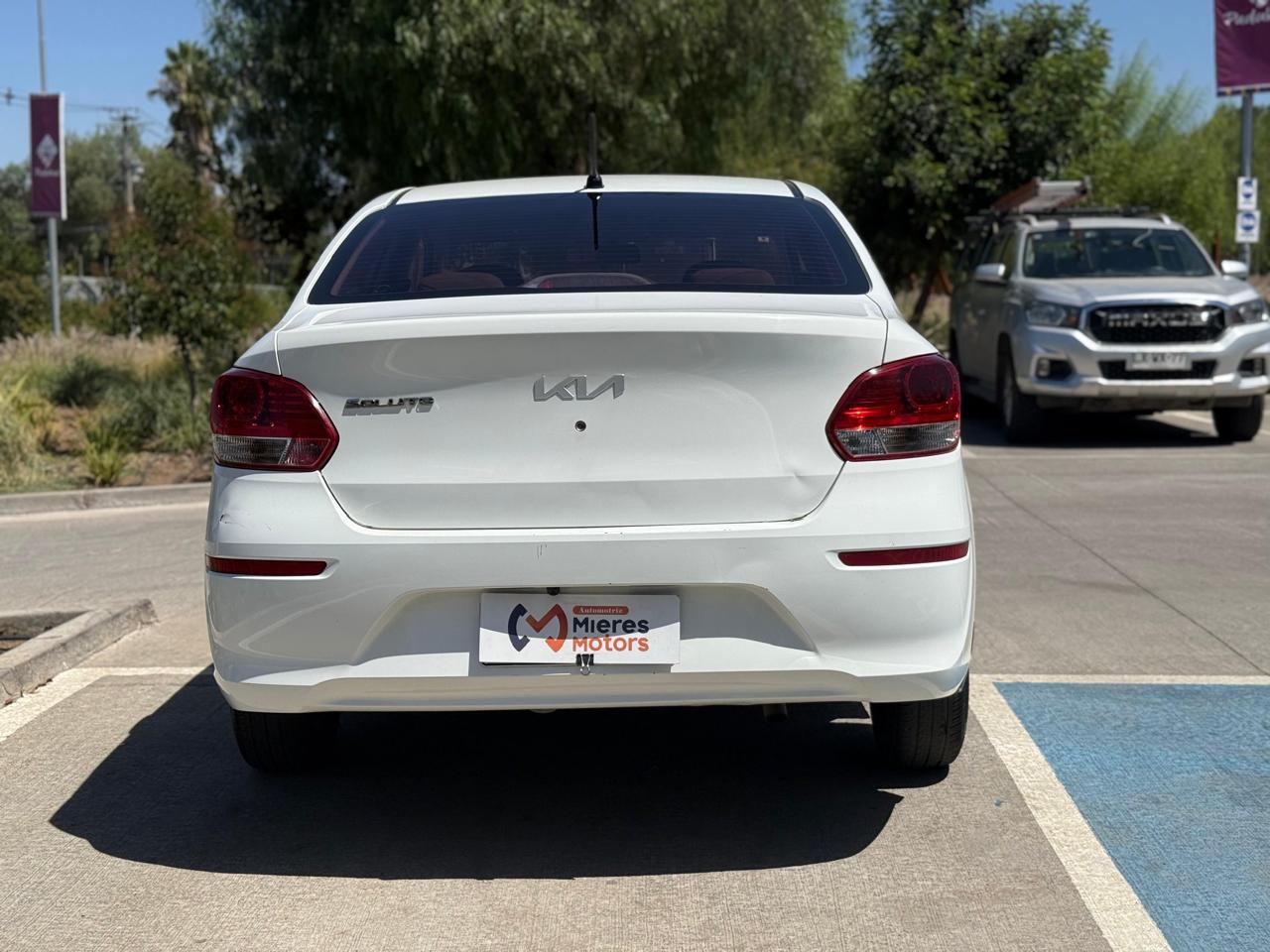 KIA SOLUTO 2023 - Imagen 8