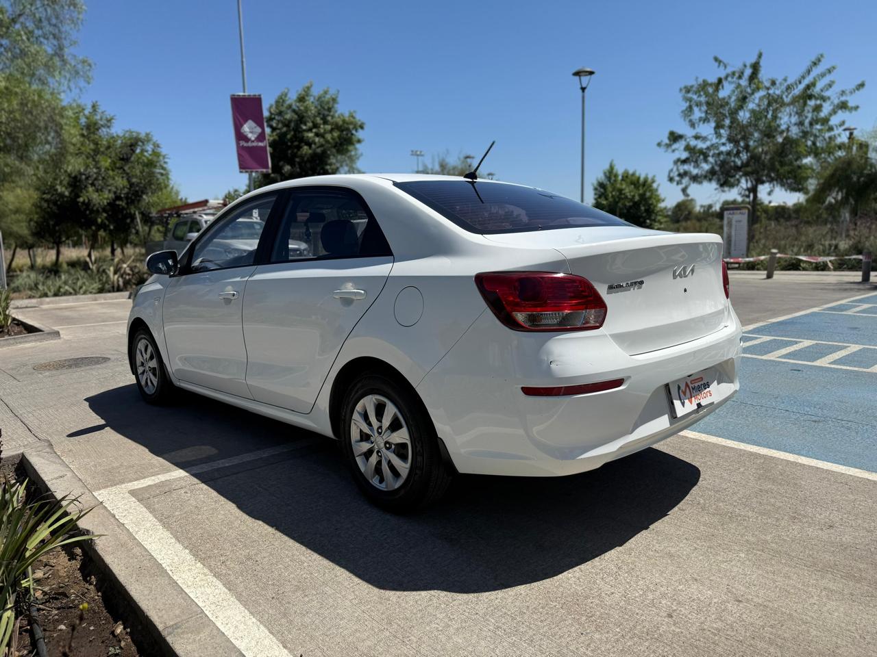 KIA SOLUTO 2023 - Imagen 7