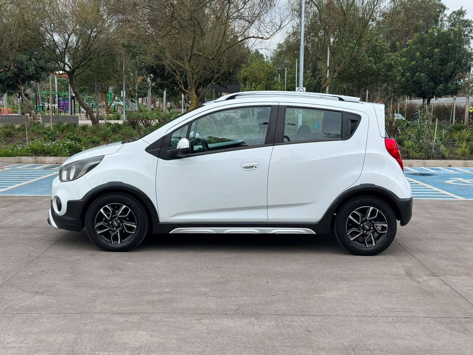 Chevrolet Spark Gt Activ — foto 8 de 14