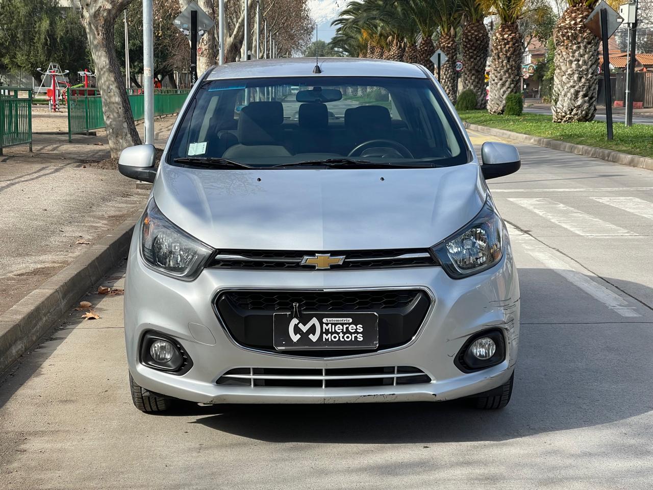 Chevrolet Spark Sedan — foto 3 de 15