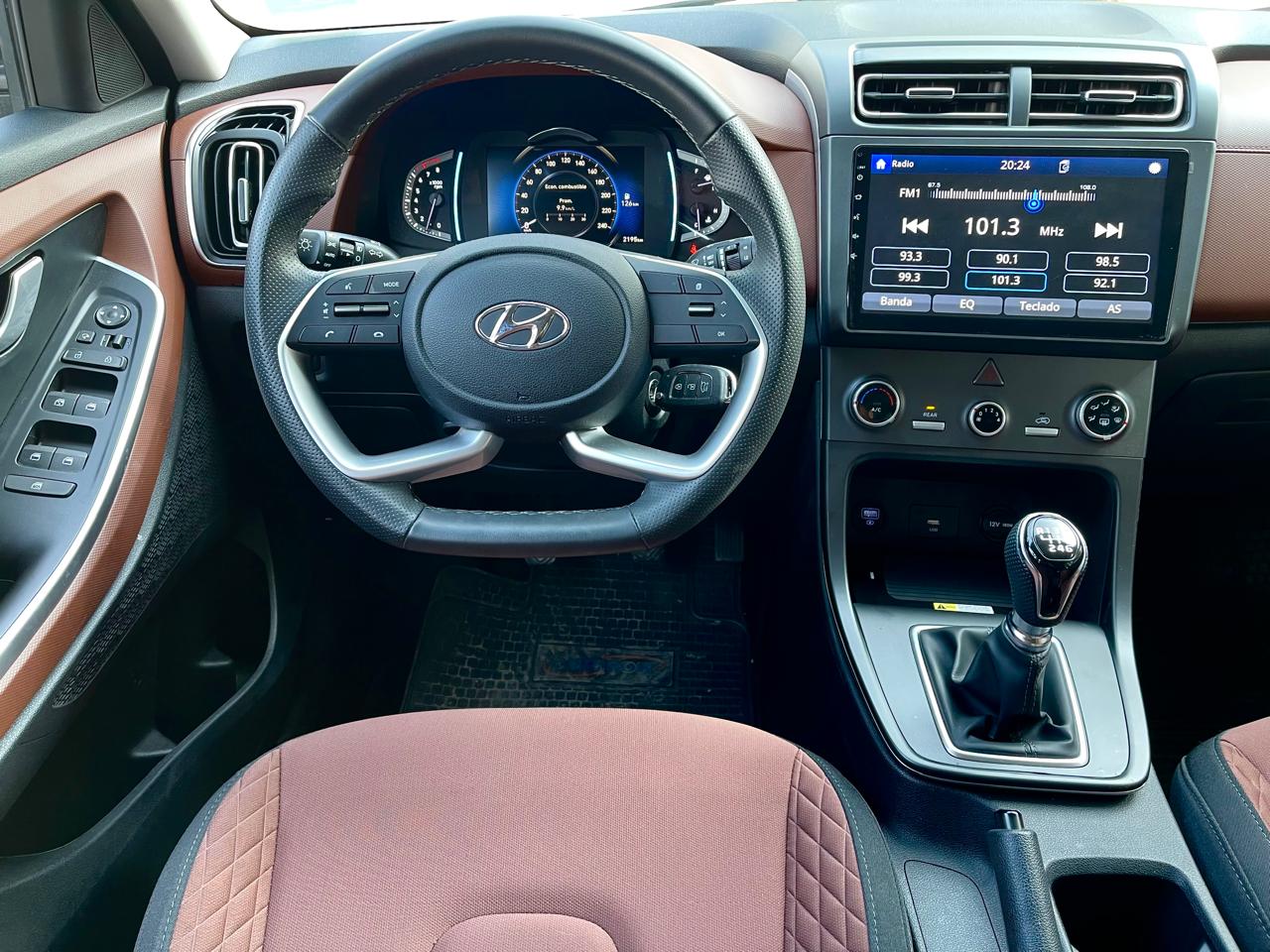 Hyundai Grand Creta — foto 12 de 18