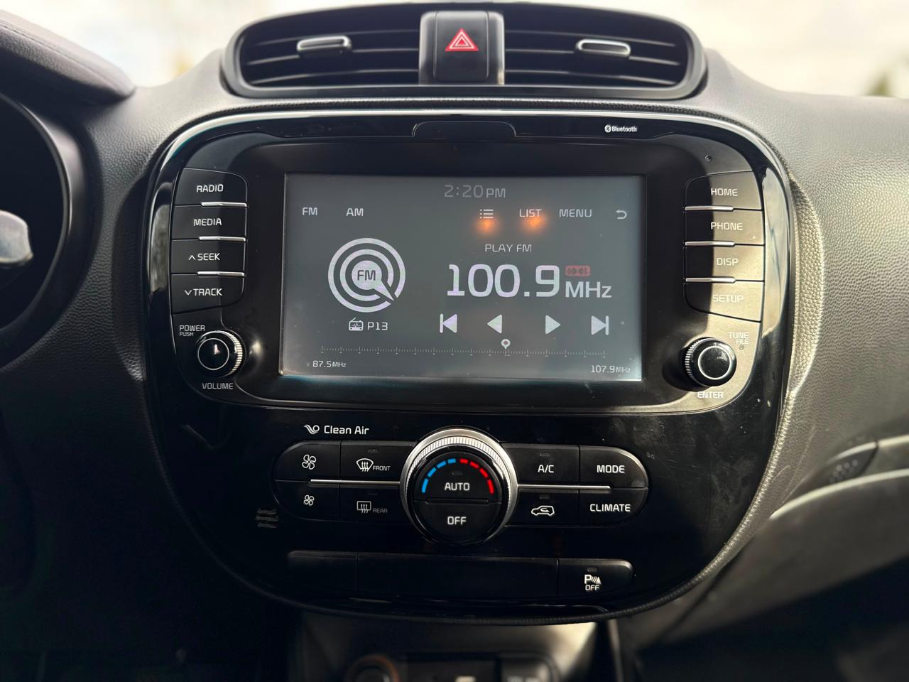 KIA Soul — foto 12 de 15