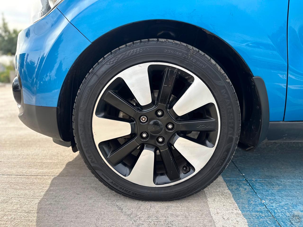 KIA Soul — foto 9 de 15