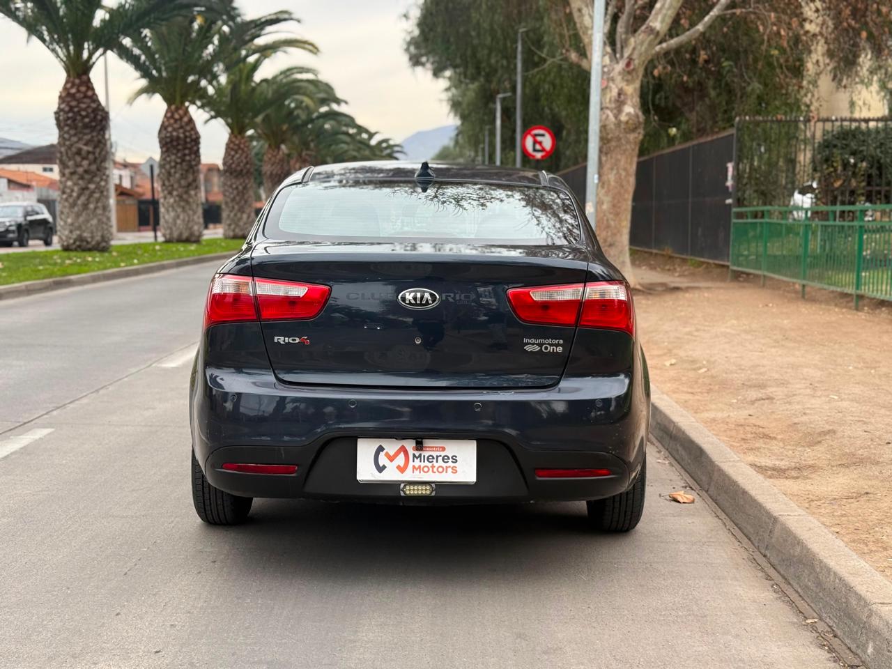 KIA Rio4 — foto 7 de 15