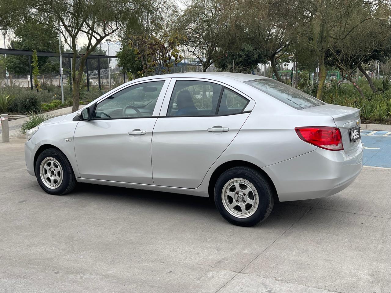 Chevrolet Sail — foto 12 de 20